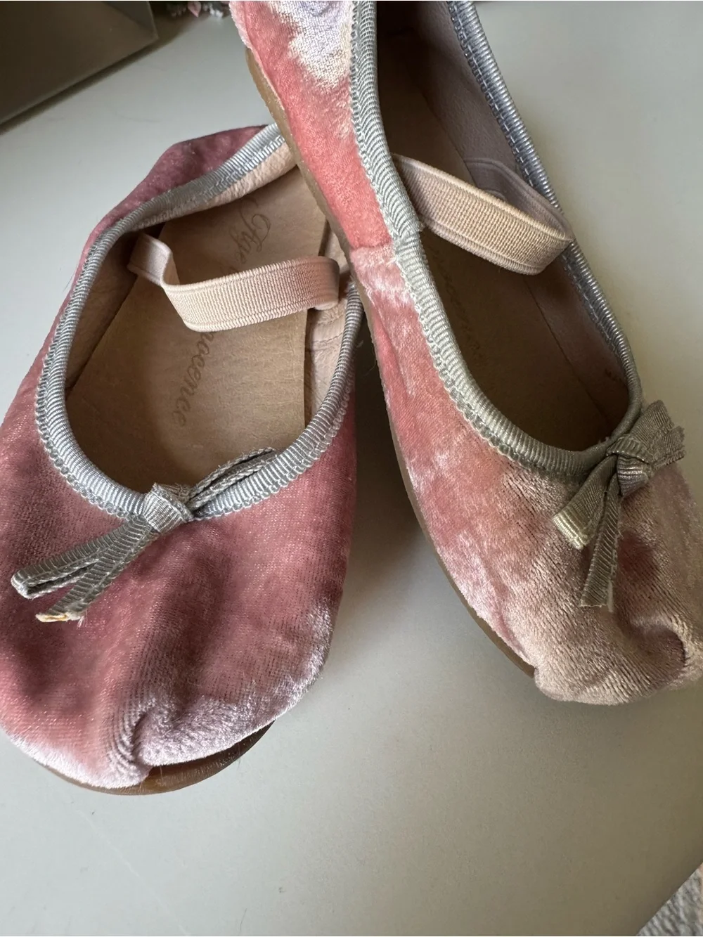 Girls Pink Velvet Ballet Flats with Bow